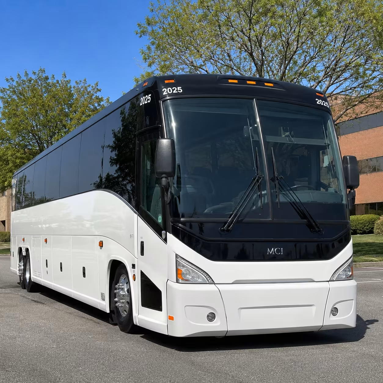 corporate event bus rentals in lafayette