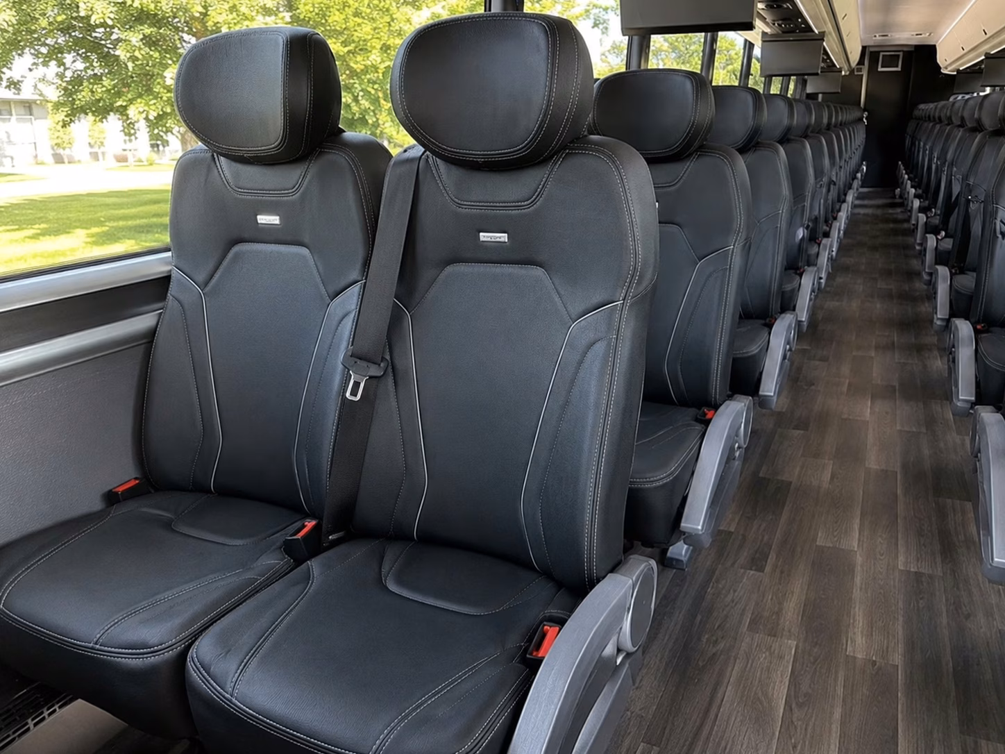 how the day of the week changes what a bus costs in lafayette louisiana