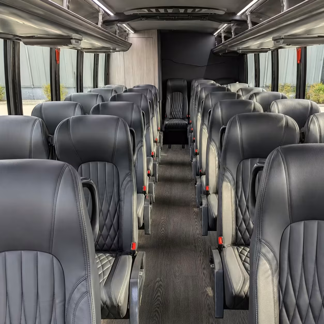 lafayette 35 passenger minibus rental