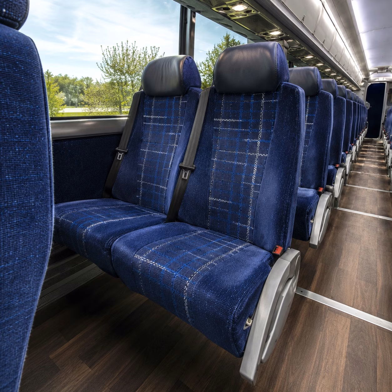 lafayette regional airport employee charter bus rentals