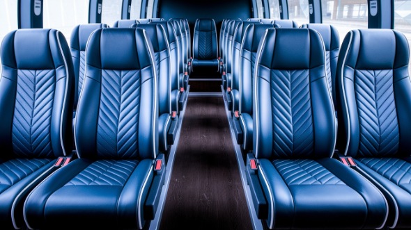 lafayette 20 passenger minibus rental