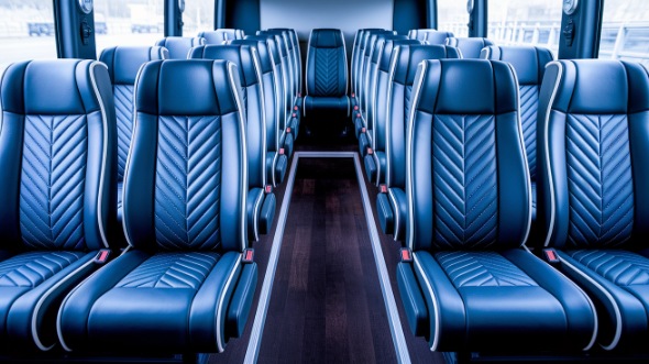 lafayette 28 passenger minibus rental