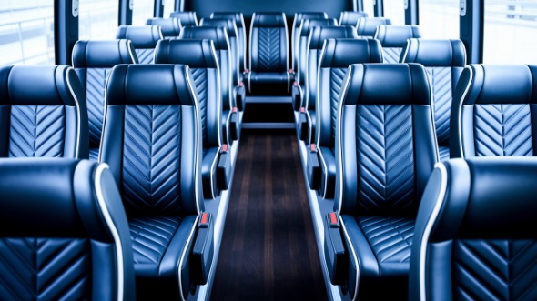 lafayette 35 passenger minibus rental